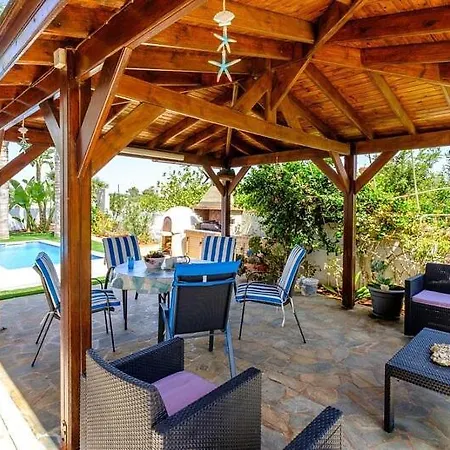 Tropical Villa Ayia Napa